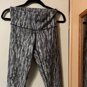 Kirkland High Waist Leggings